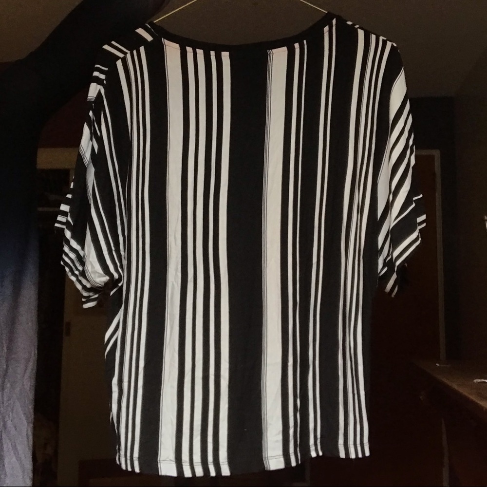B&W Striped T - Picture 4 of 5